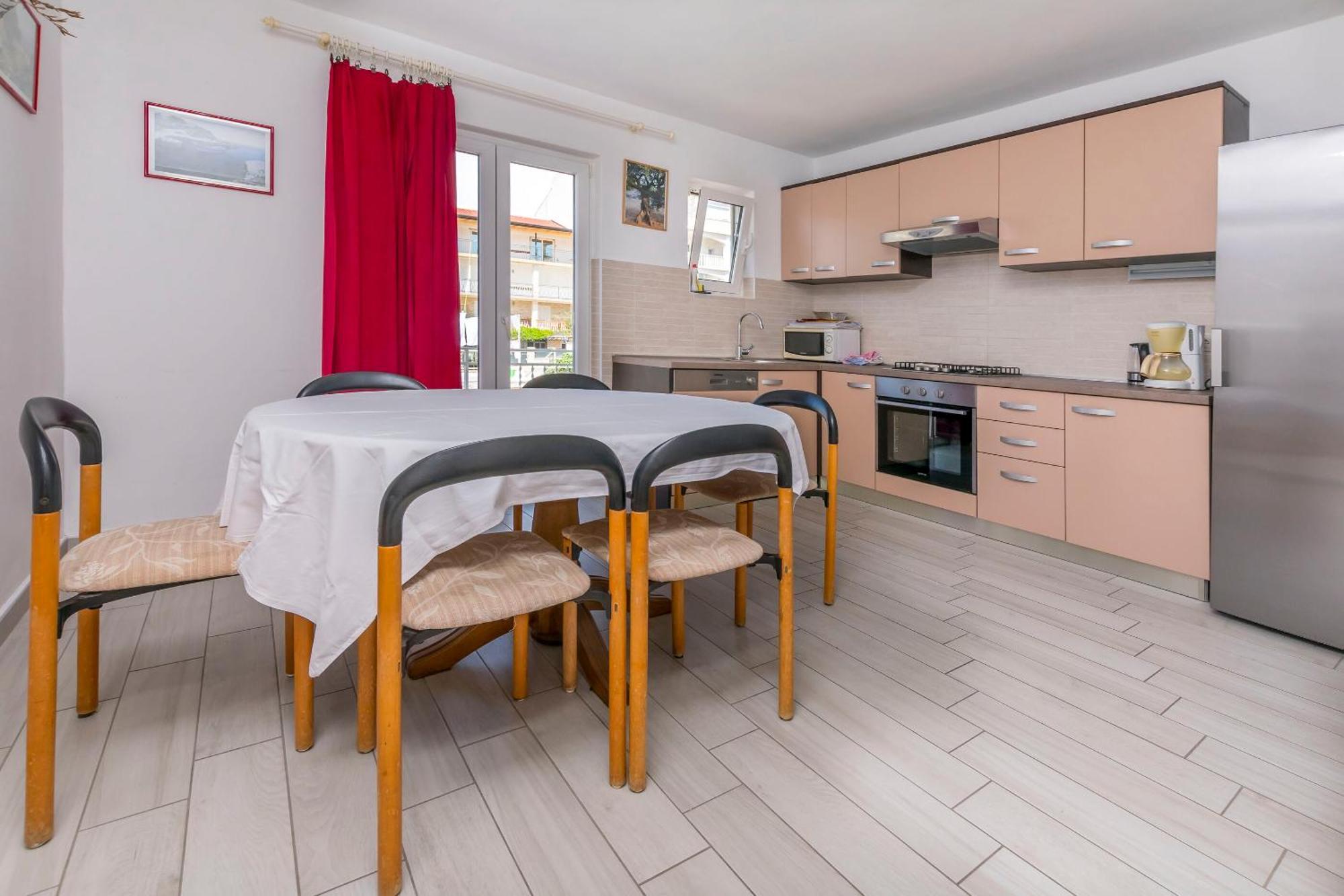 Apartment Jelena Примоштен Экстерьер фото